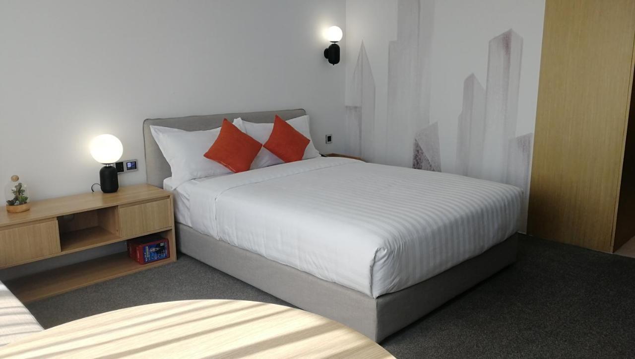 Ln Residence Changdi - New Aiqun Building - Canton Fair Free Shuttle Bus During Canton Fair Period Екстер'єр фото