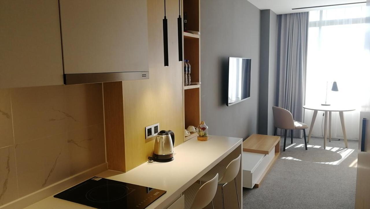 Ln Residence Changdi - New Aiqun Building - Canton Fair Free Shuttle Bus During Canton Fair Period Екстер'єр фото